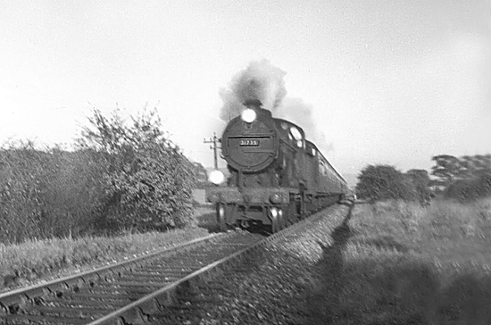 Photo of D1 Class 4-4-0 loco 31739 working a train between Dunton Green and Westerham on  28th October 1961, the last day of operation of the Westerham Branch Line