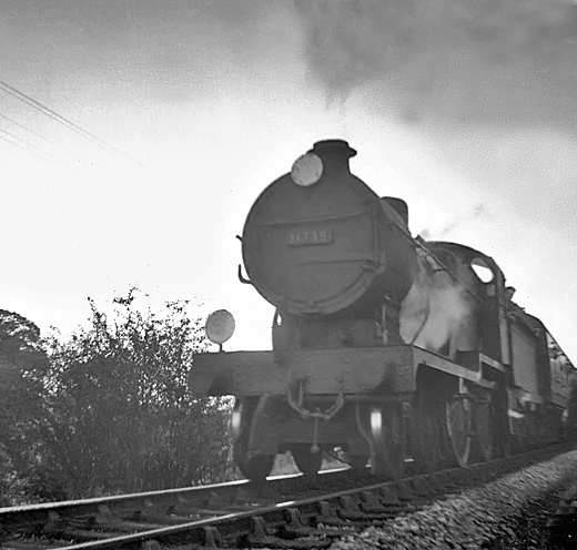 Photo of D1 Class 4-4-0 loco 31739 working a train between Dunton Green and Westerham on  28th October 1961, the last day of operation of the Westerham Branch Line