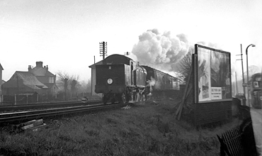 Photo of H16 Class 4-6-2  tank loco 30517 in December 1962