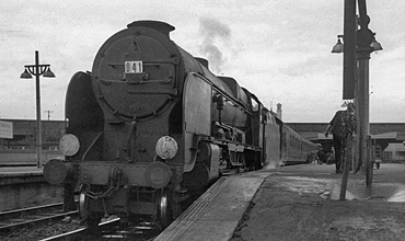 6th September 1962 photo of Lord Nelson Class 30857 on the 08.37 Newcastle to Bournemouth West at Southampton Central