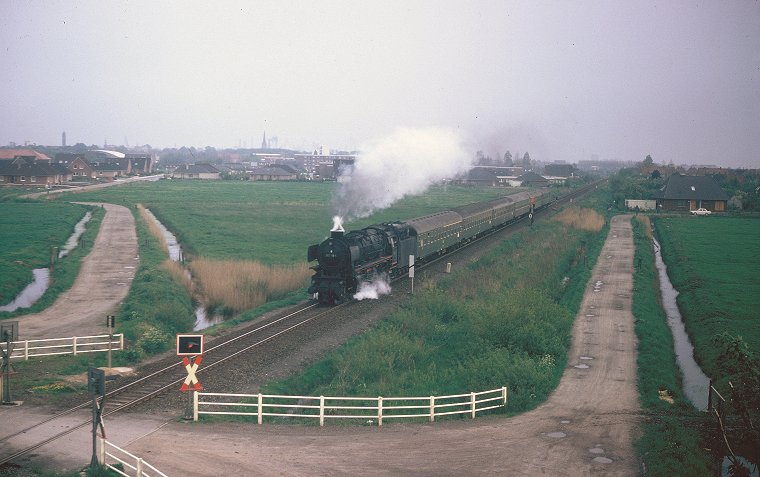 Photo of 012 100-4 near Emden