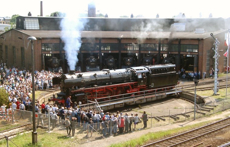 012 100-4 at the Dresden Steam Festival